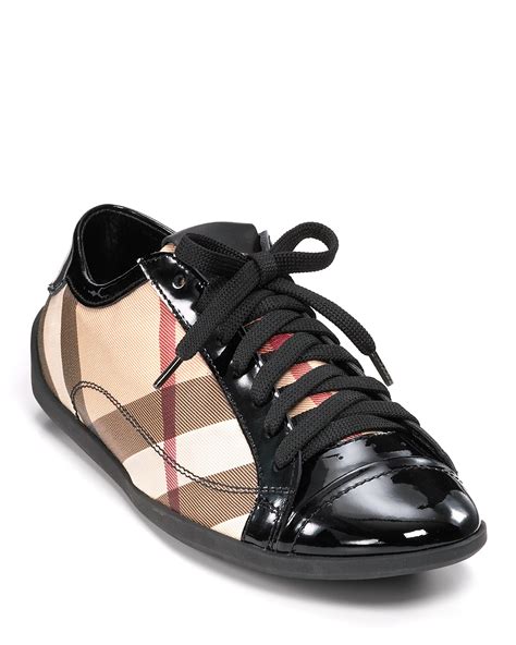 Bloomingdale's Burberry shoes